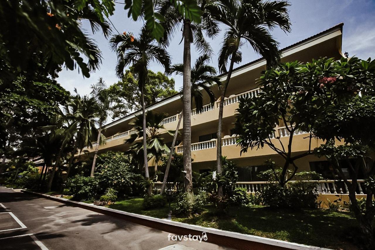 Twin Palms Suites And Residence Паттайя Экстерьер фото